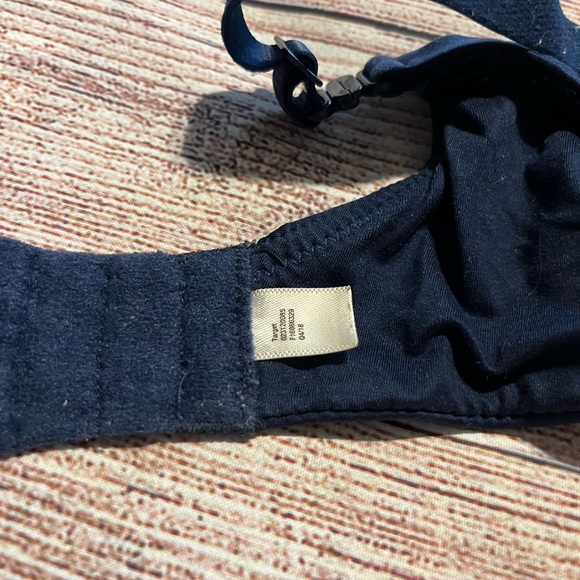 Navy Blue Target Auden ‘The Icon’ Bra, Size 38B, Adjustable And Versatile Straps - Picture 6 of 6